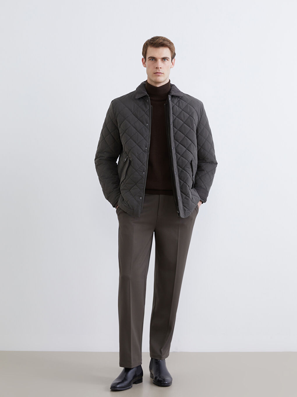 Haki Standart Kalıp Kadife Yaka Süet Erkek Mont-1