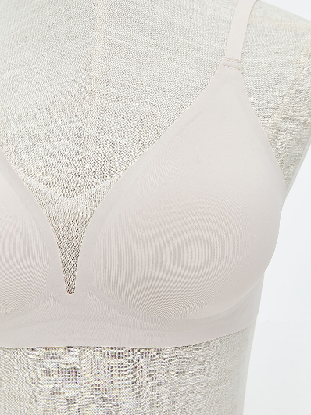 Бюстгальтер без косточек с поролоном -2