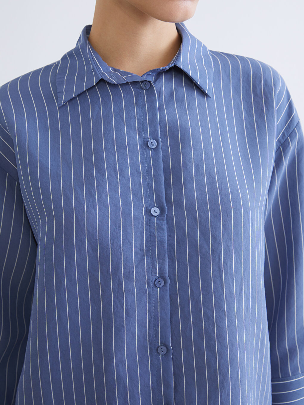 İndigo Çizgili Oversize Kadın Gömlek-3