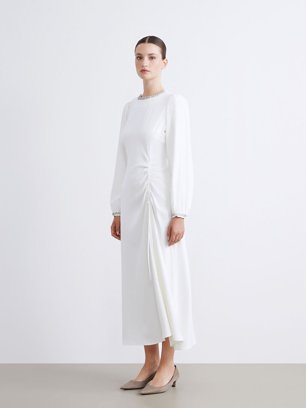 Haljina Midi Od Krep Palačinke Sa Okruglim Izrezom I Naborima-4