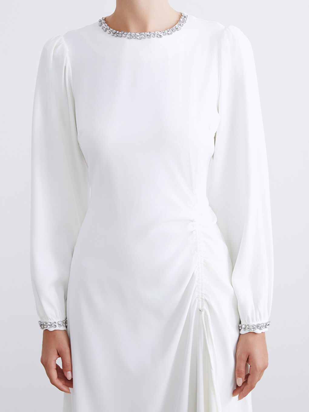 Haljina Midi Od Krep Palačinke Sa Okruglim Izrezom I Naborima-5