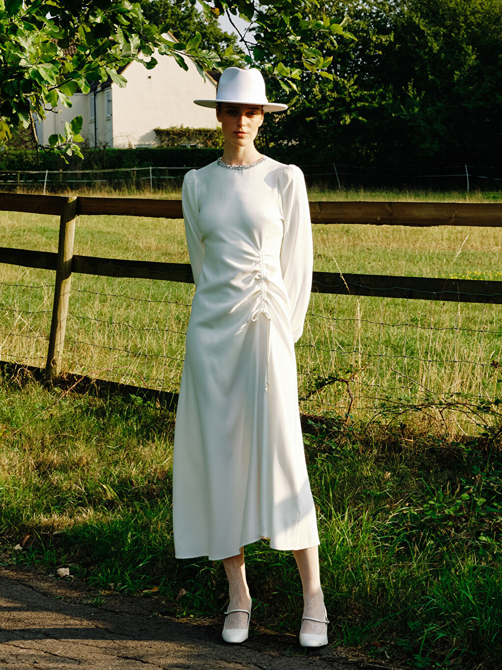 Haljina Midi Od Krep Palačinke Sa Okruglim Izrezom I Naborima-1