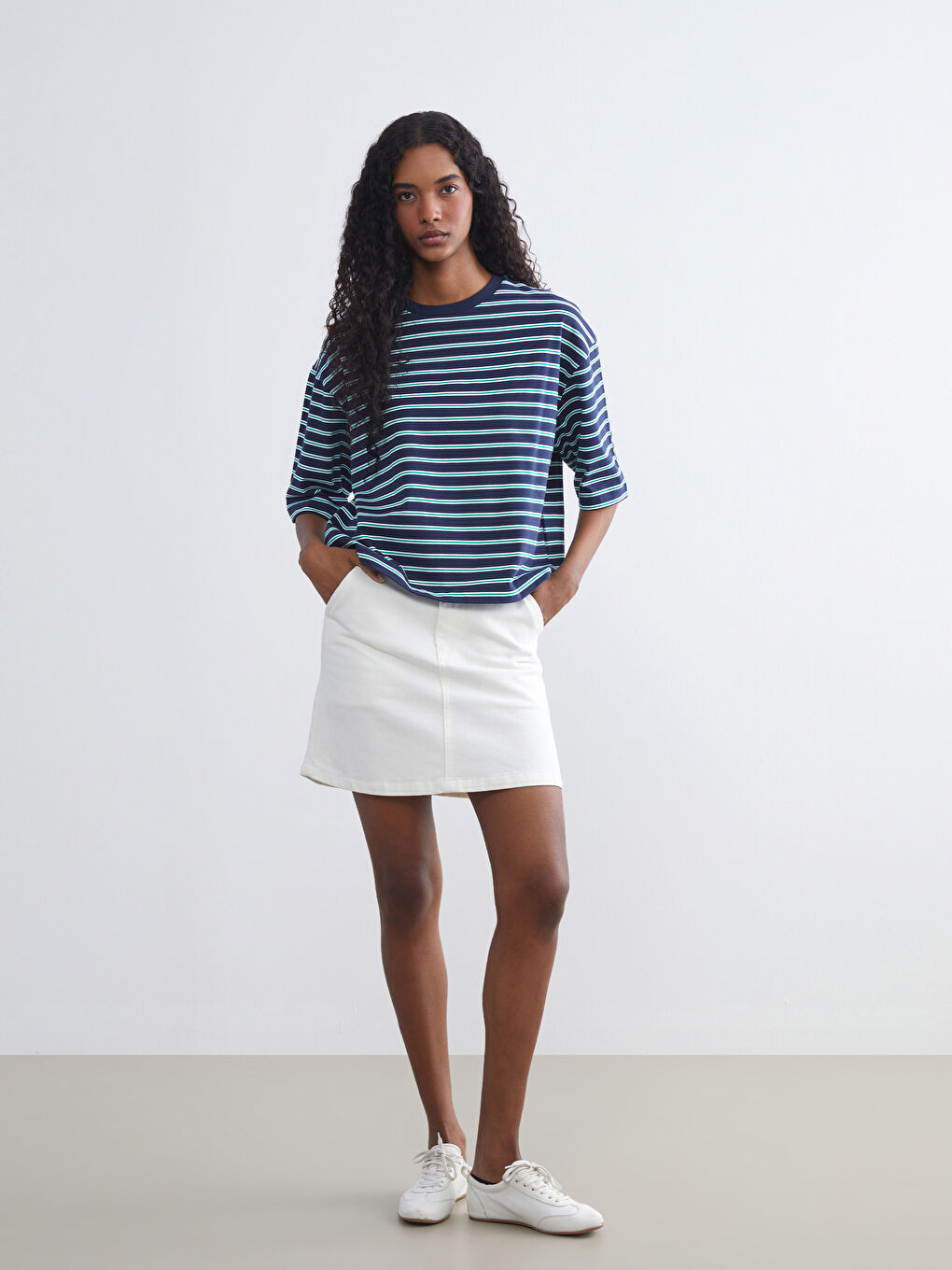 LCW Vision Crew Neck Striped Oversize Women's T-Shirt -W5JP61Z8-K00
