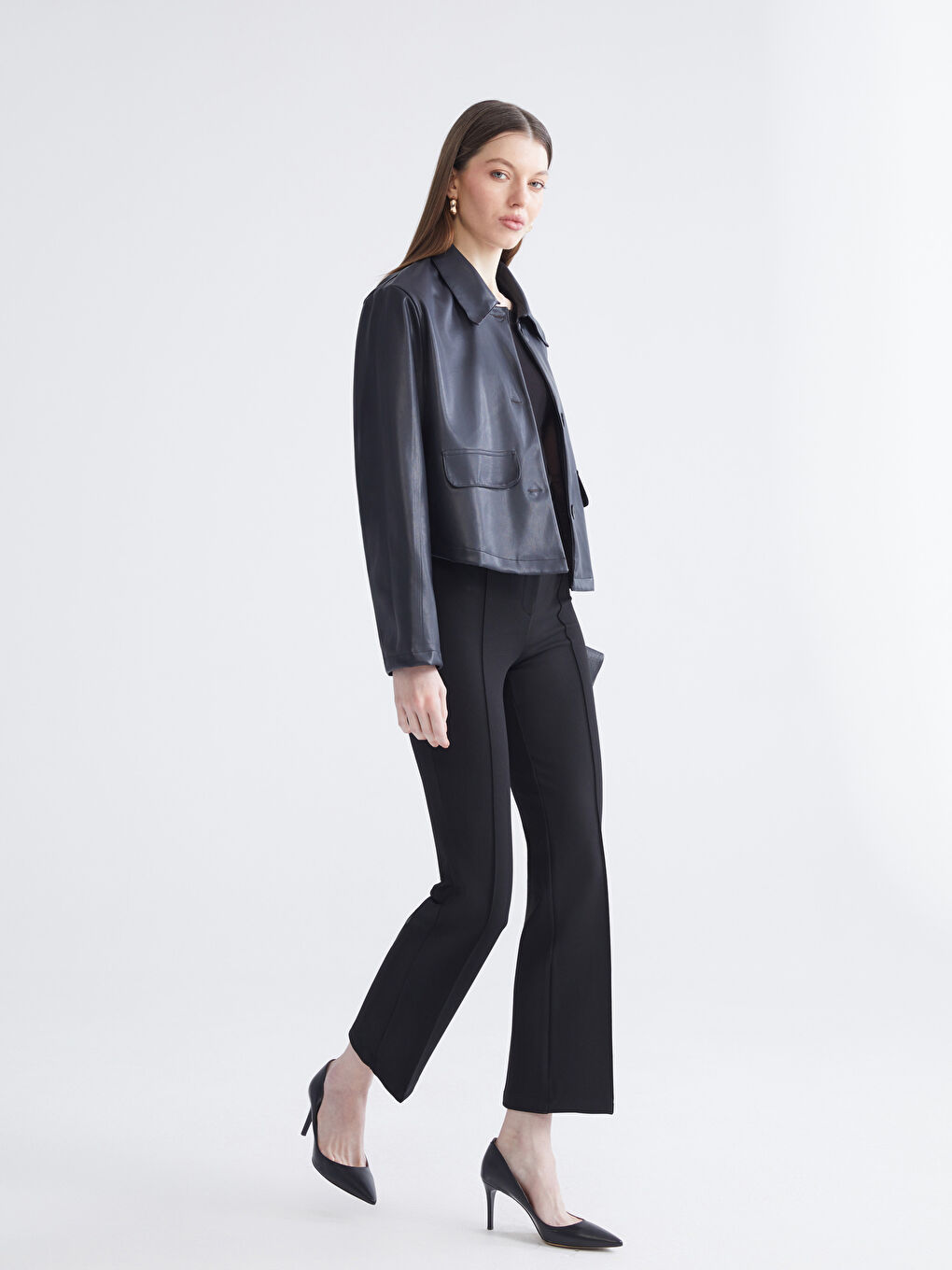 Lacivert Gömlek Yaka Kadın Deri Görünümlü Ceket-1