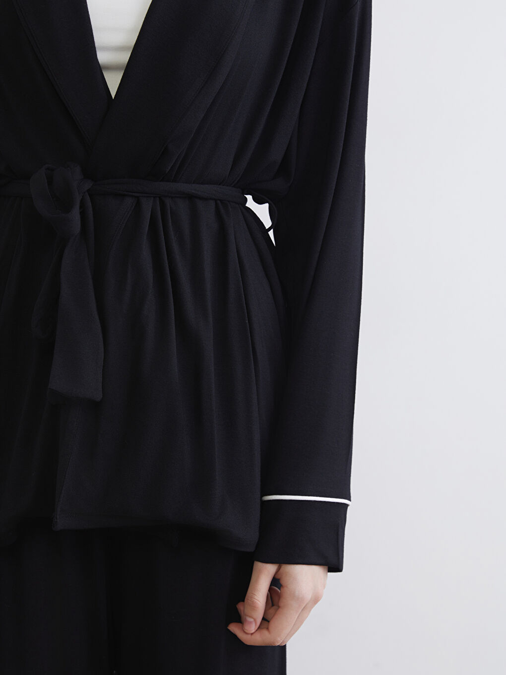 Siyah Şal Yaka Kuşaklı Hamile Pijama Takımı-2