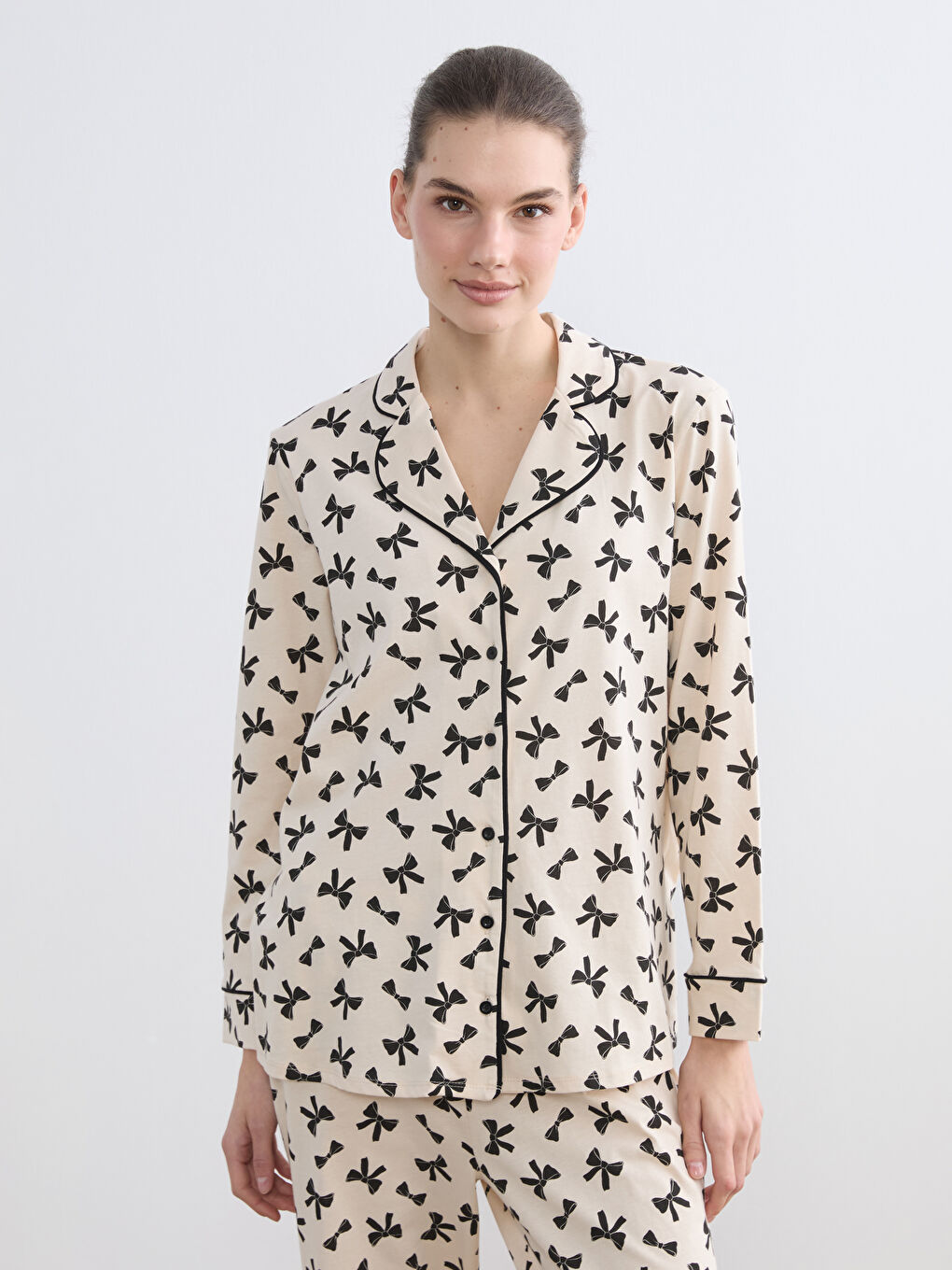 طقم بيجامة-1