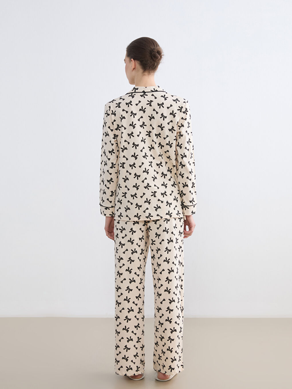 طقم بيجامة-3