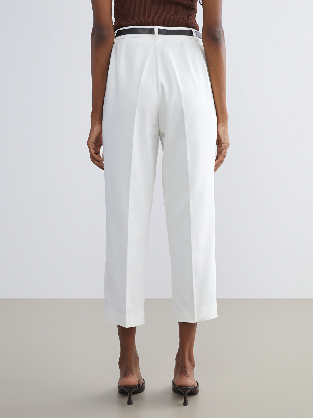 LCW Vision Belted High Waisted Carrot Fit Women's Trousers -W5JQ01Z8-R9J
