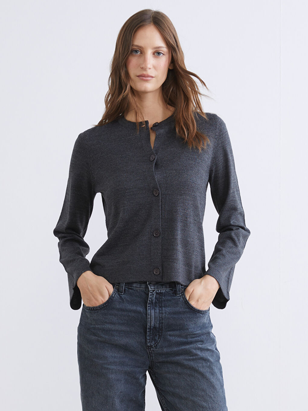 ქალი ანტრაციტი კარდიგანი