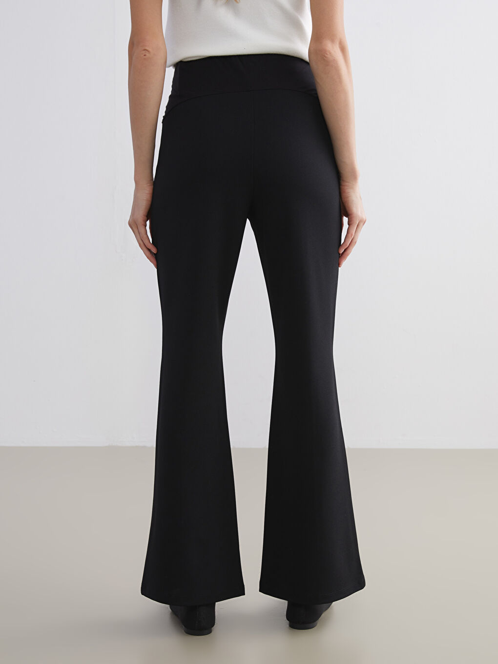 Adjustable Waist Elastic Maternity Trousers-4