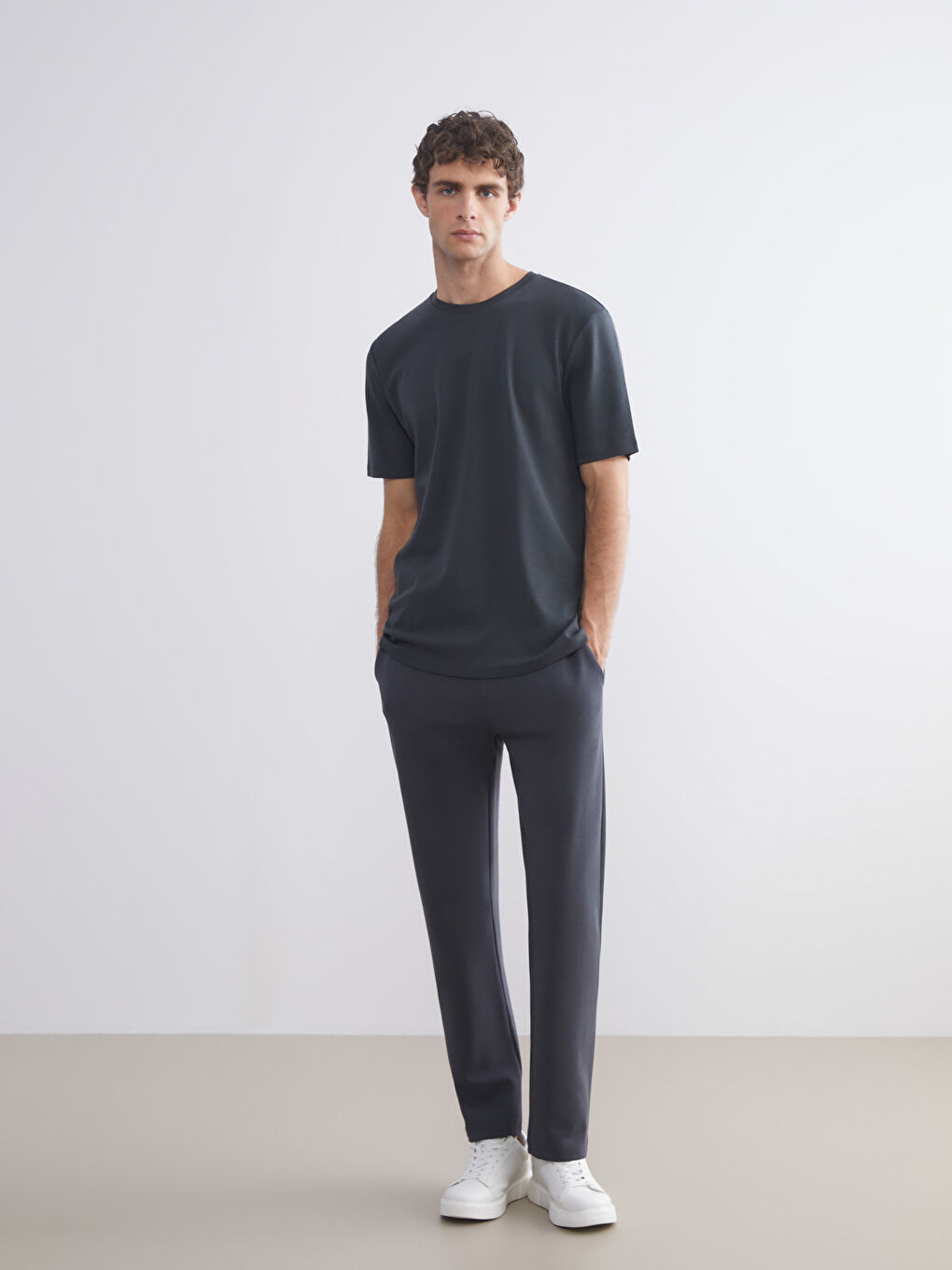 Antrasit Standart Kalıp Erkek Eşofman Altı-1