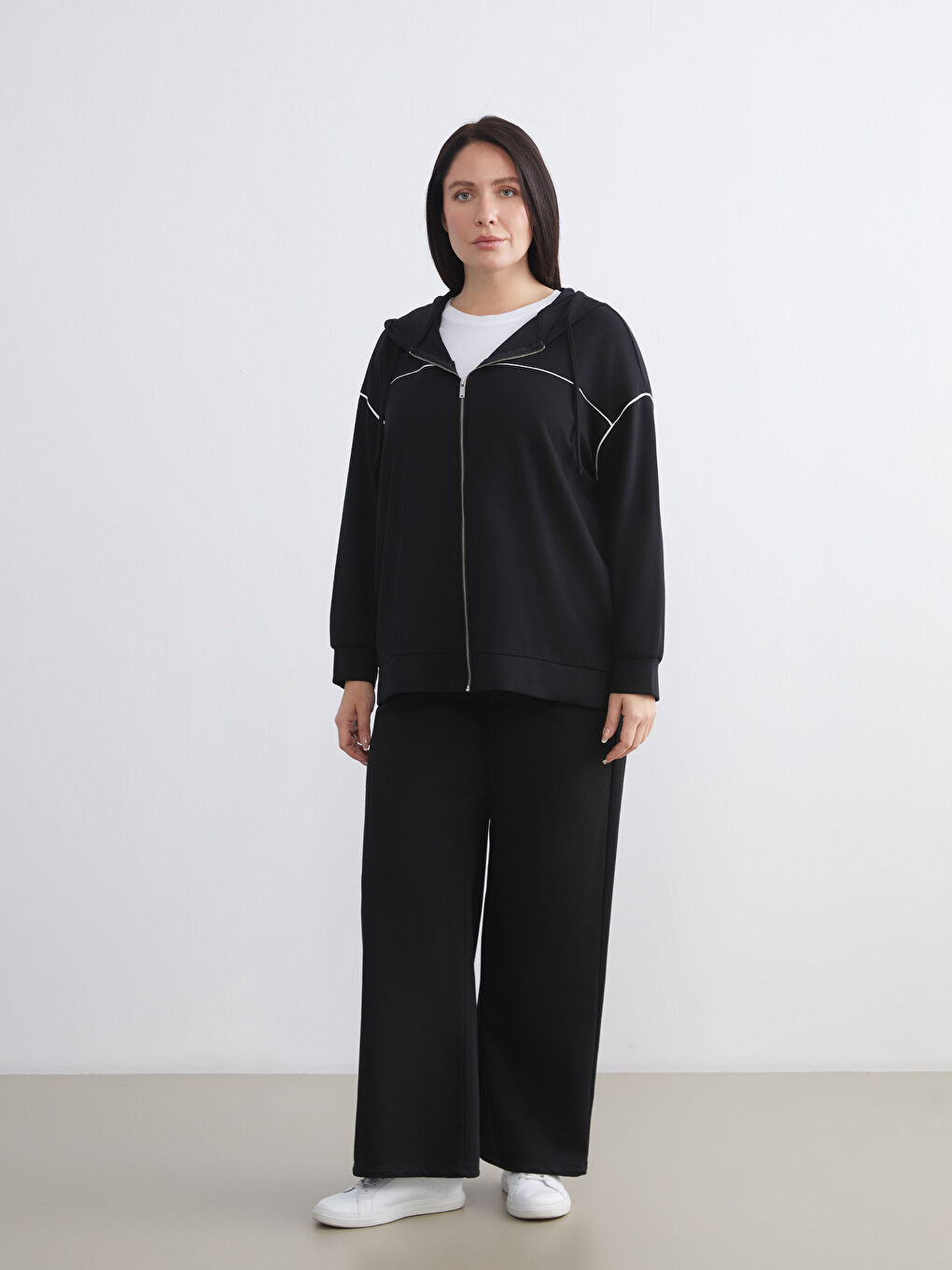 Siyah Kapüşonlu Oversize Kadın Fermuarlı Sweatshirt-5