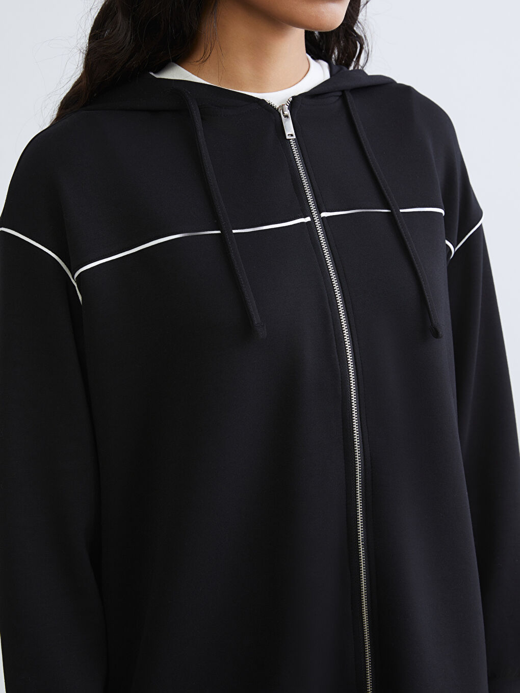 Siyah Kapüşonlu Oversize Kadın Fermuarlı Sweatshirt-3