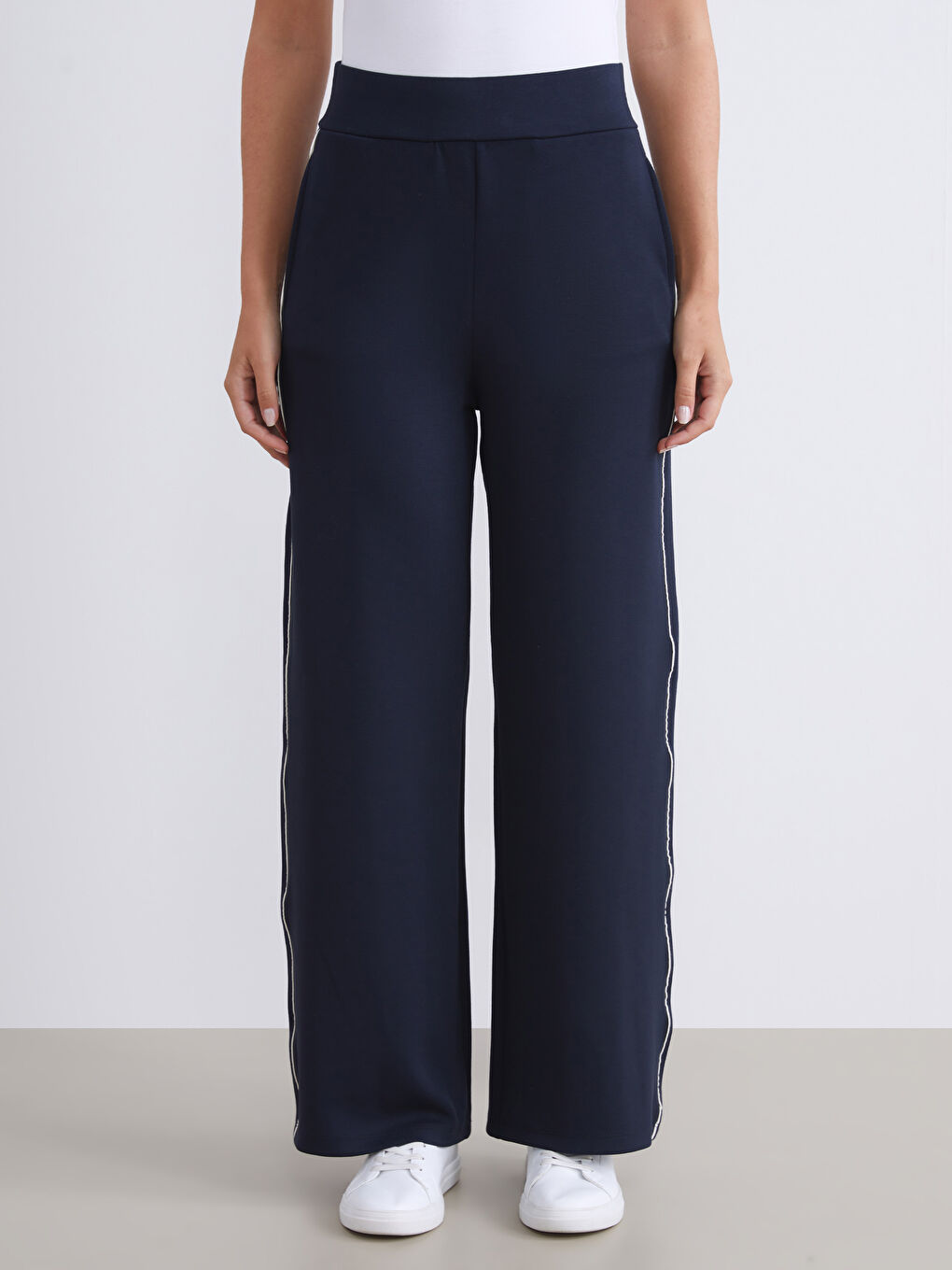 Lacivert Beli Lastikli Geniş Paça Kadın Eşofman Altı-1