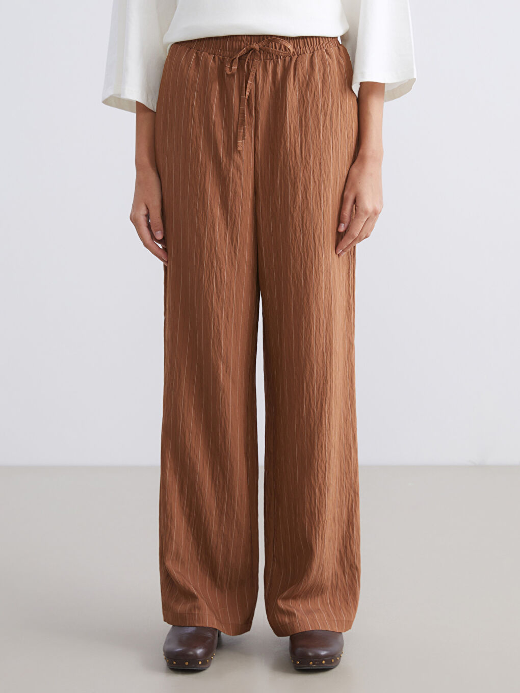 LCW Modest Elasticated Waist Modal Blend Women's Trousers -W5JR19Z8-LEW