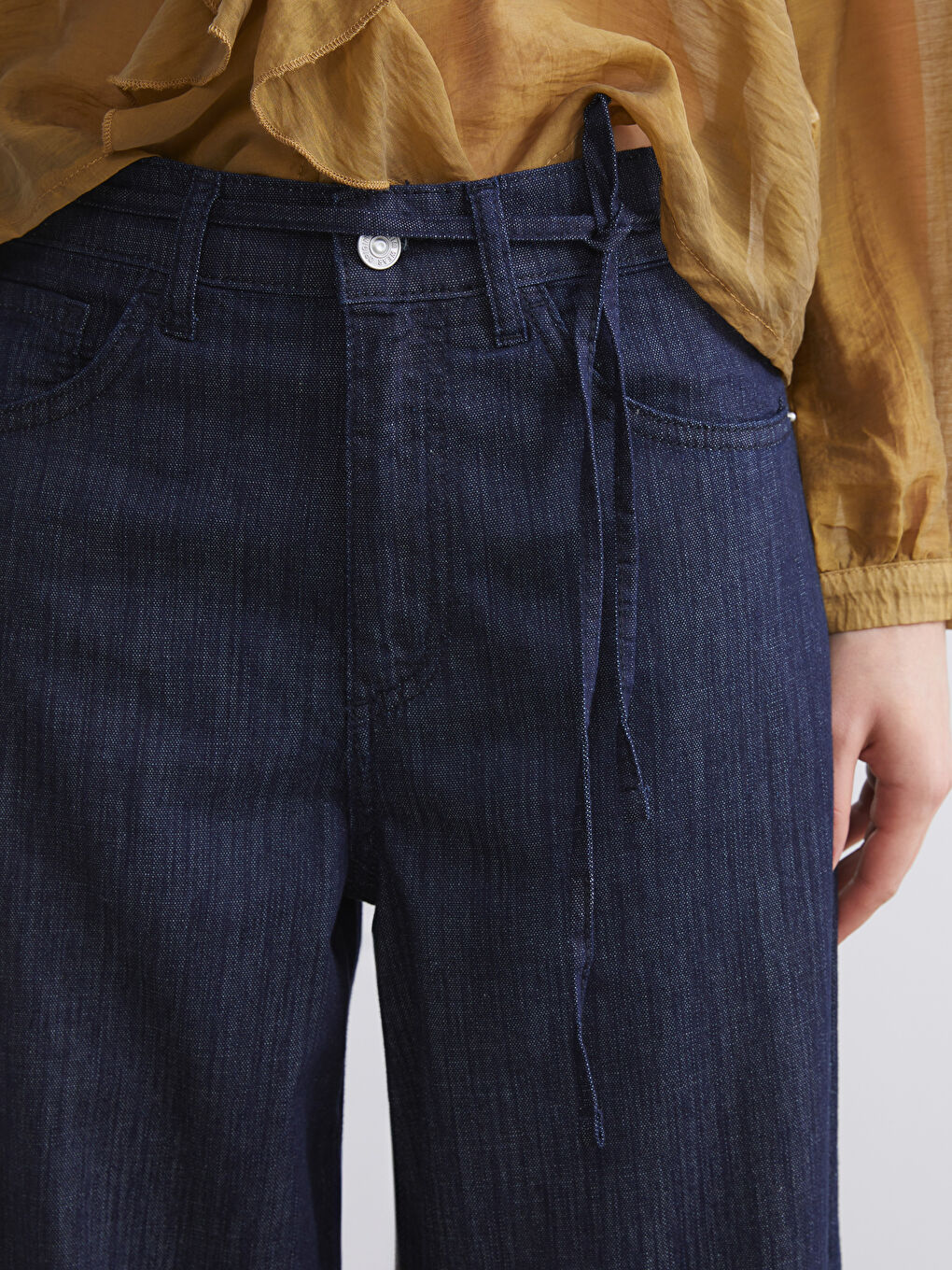 İndigo Beli Kuşaklı Wideleg Kadın Jean Pantolon-2