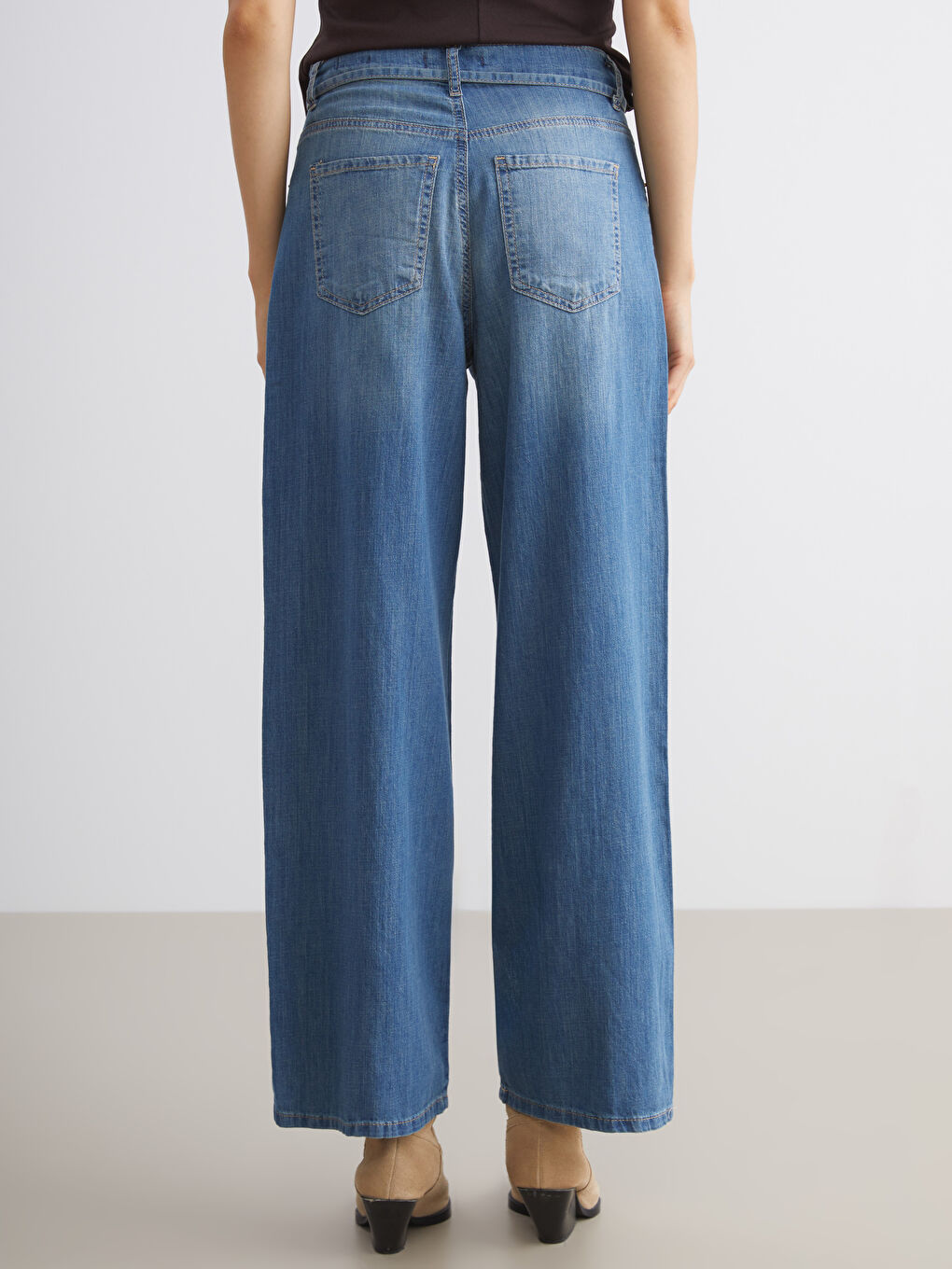 İndigo Beli Kuşaklı Wideleg Kadın Jean Pantolon-3