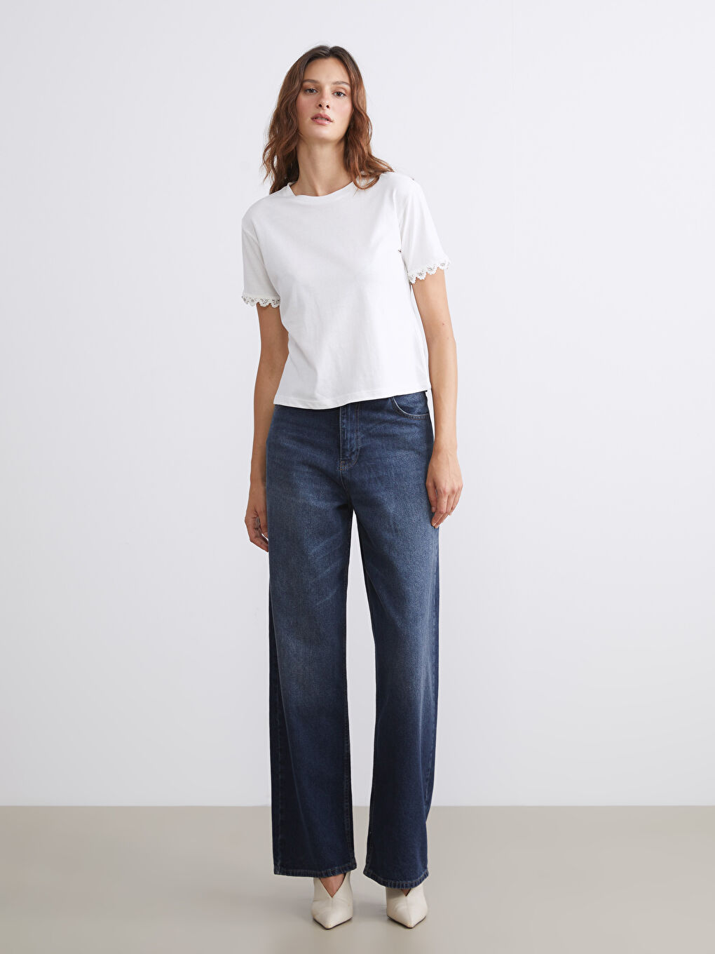 Crew Neck Lace Detailed Blouse-1