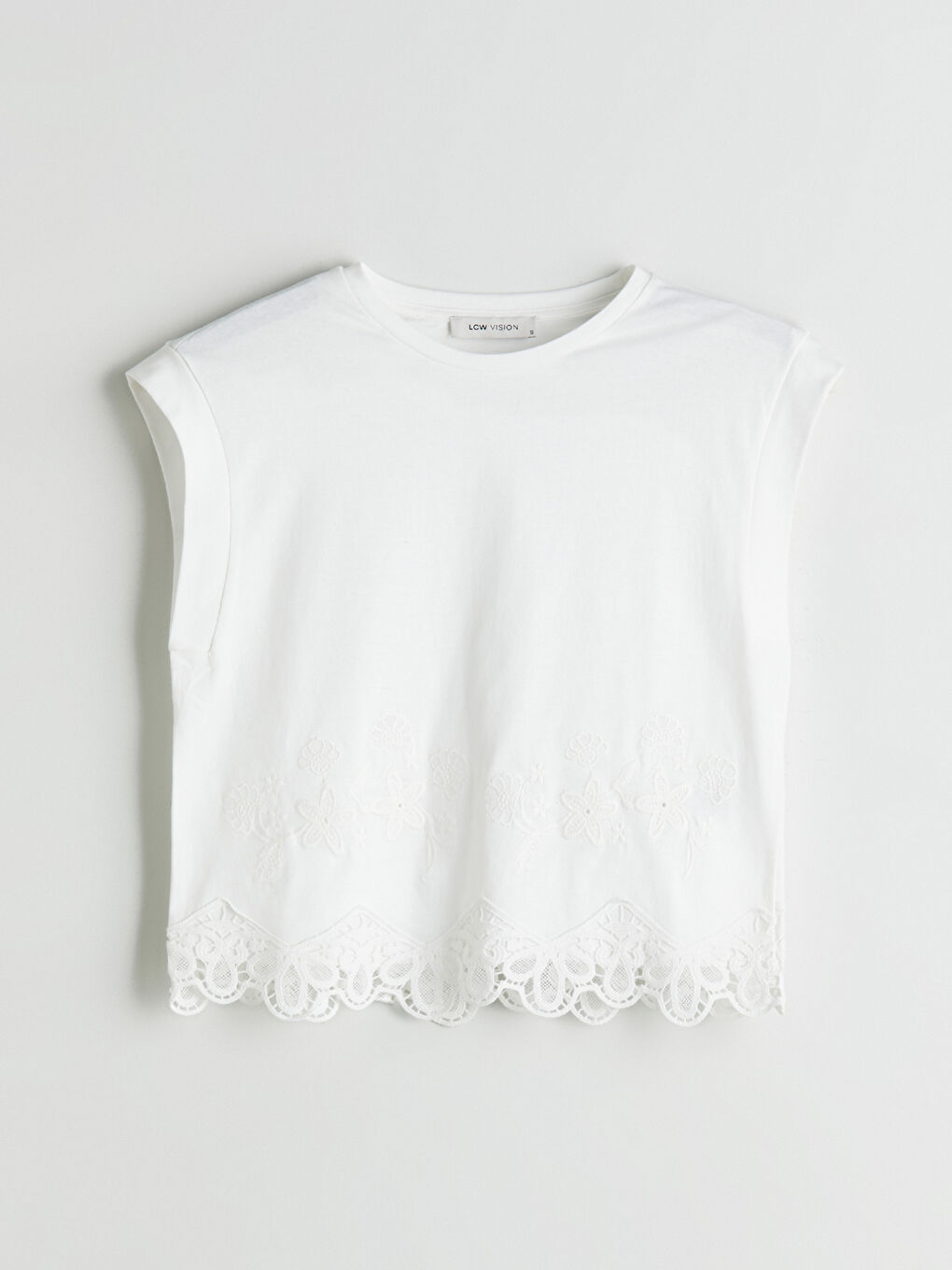 Bluza sa okruglim izrezom i čipkastim detaljima-4