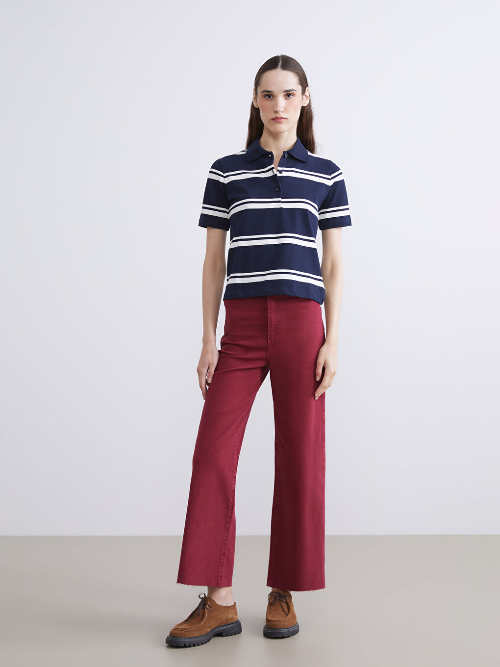 Lacivert Polo Yaka Çizgili Kadın Tişört-1