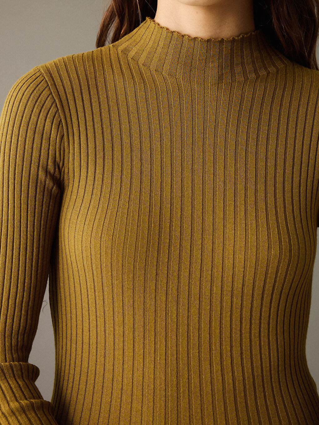 Half Turtleneck Women's Knitwear Sweater-4