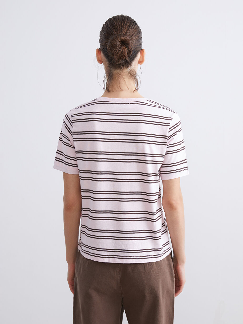 Pembe Bisiklet Yaka Çizgili Kadın Tişört-3