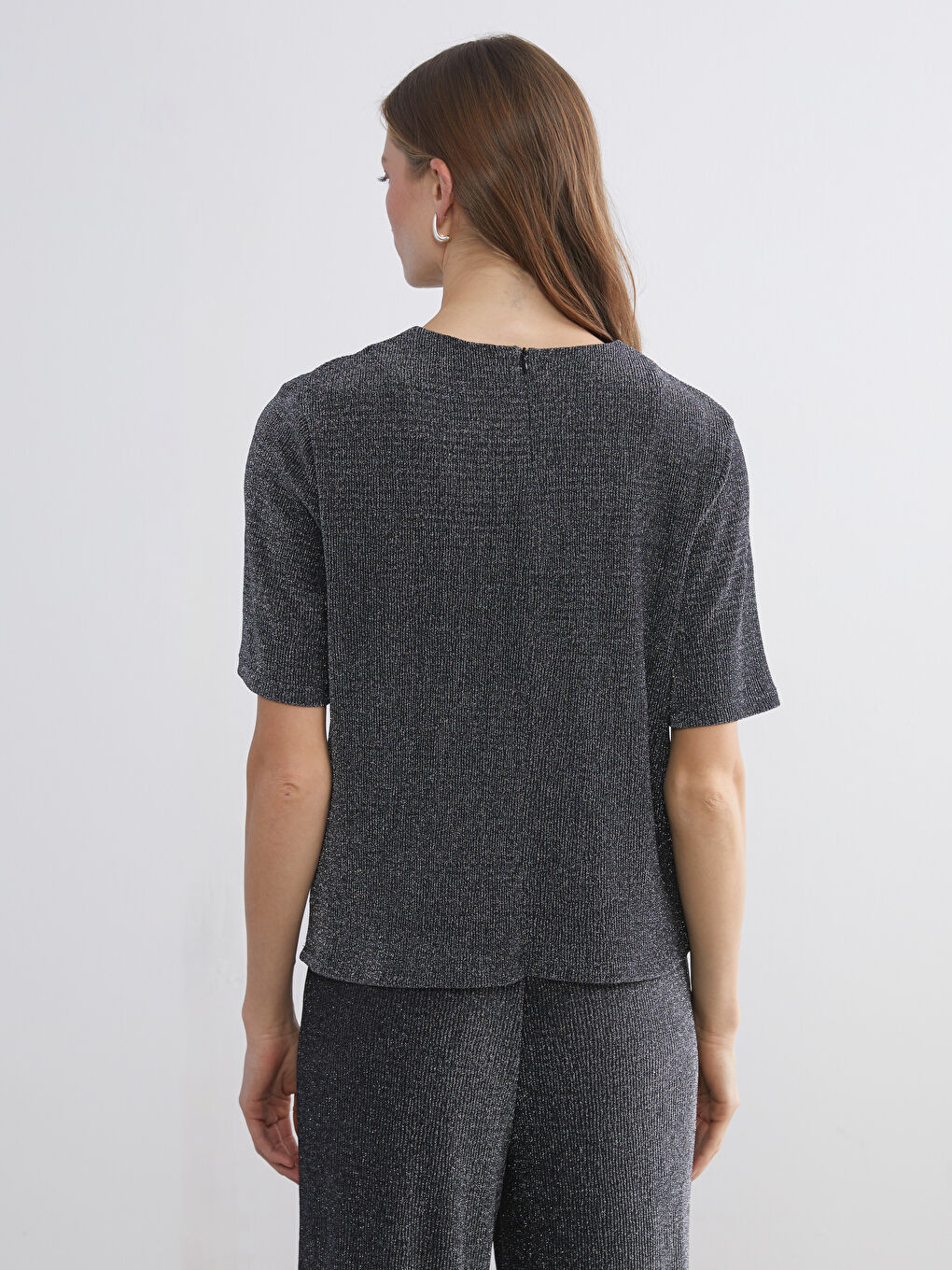 Shine in our crew neck blouse.-3