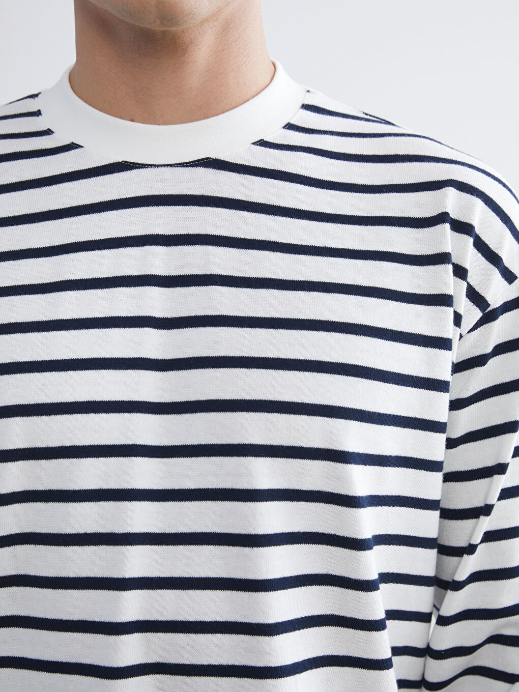 Man NAVY Sweatshirt-2