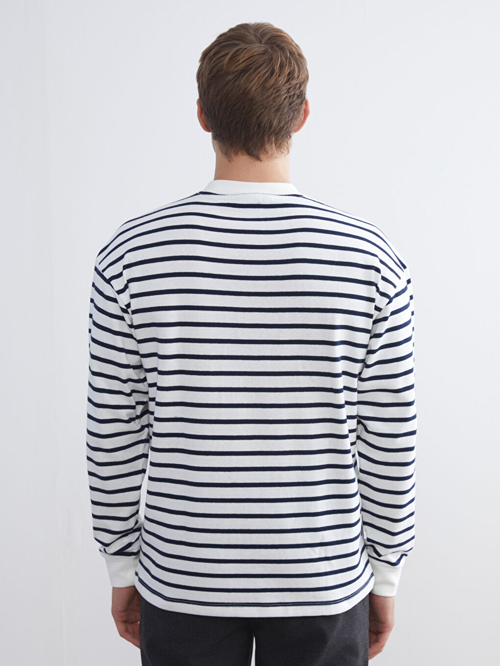 Man NAVY Sweatshirt-3