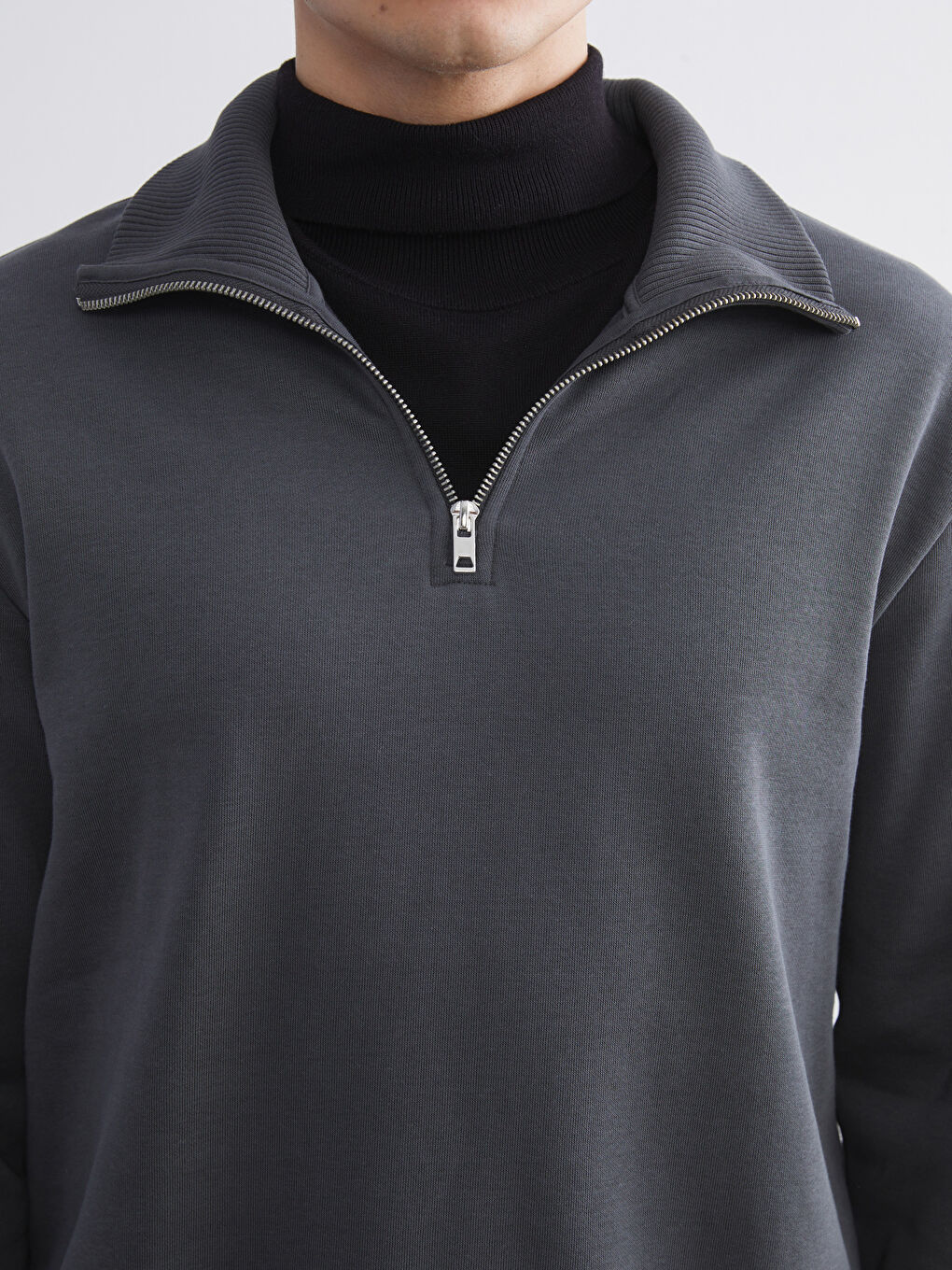 سویتشێرتی یەخەی مل بەرز بۆ پیاوان-2