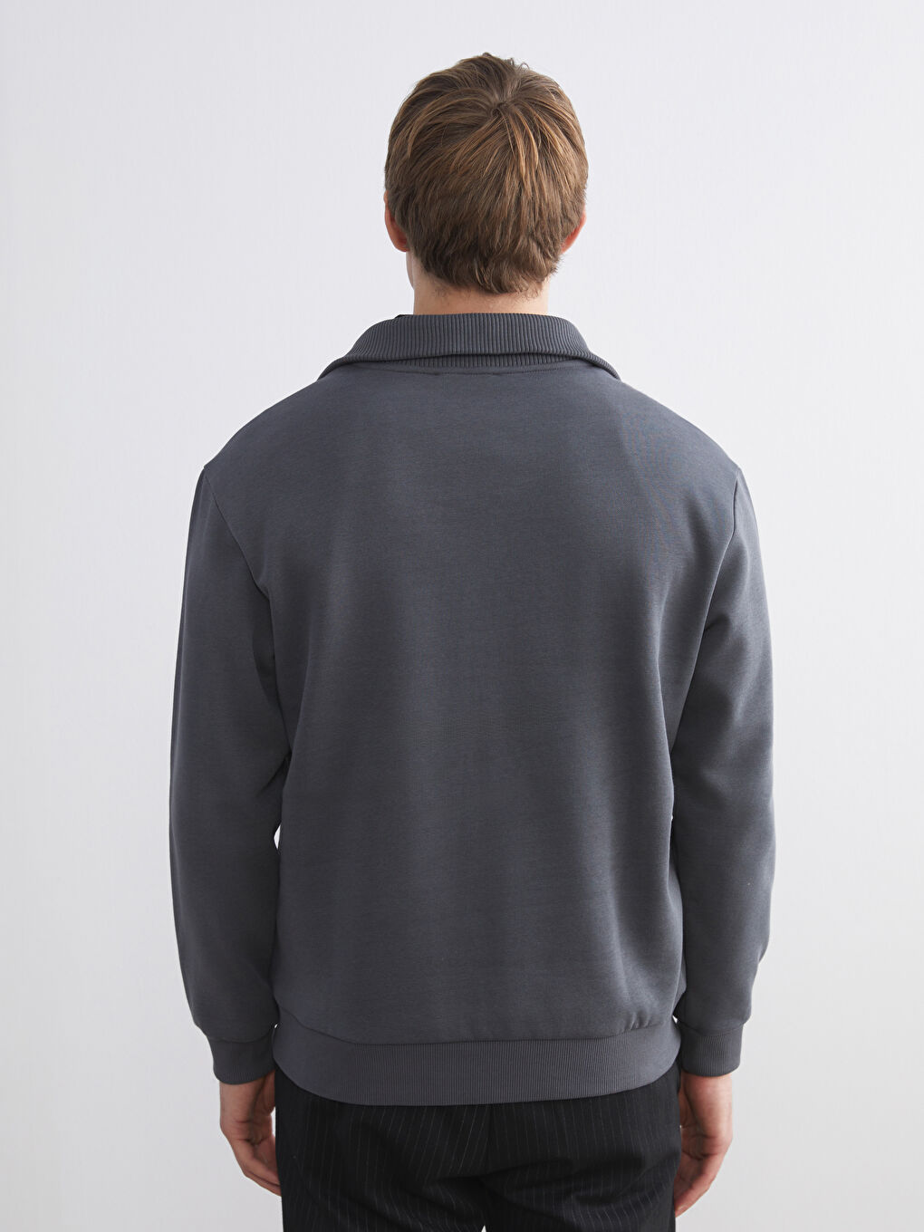 سویتشێرتی یەخەی مل بەرز بۆ پیاوان-3