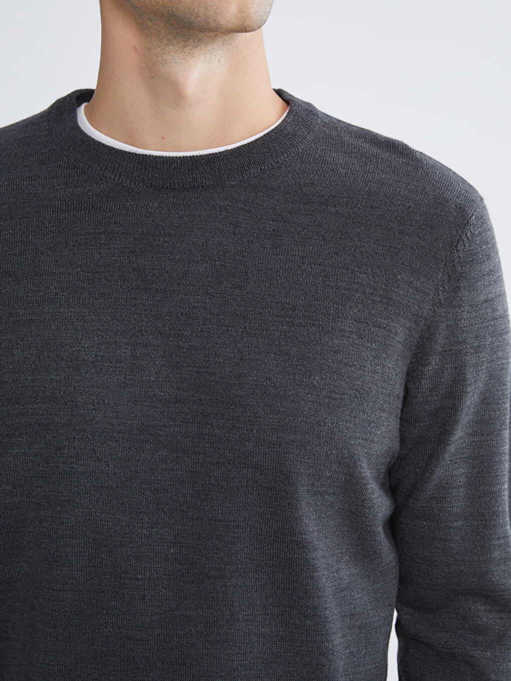 Crew Neck Long Sleeve Basic Men's Sweater-2