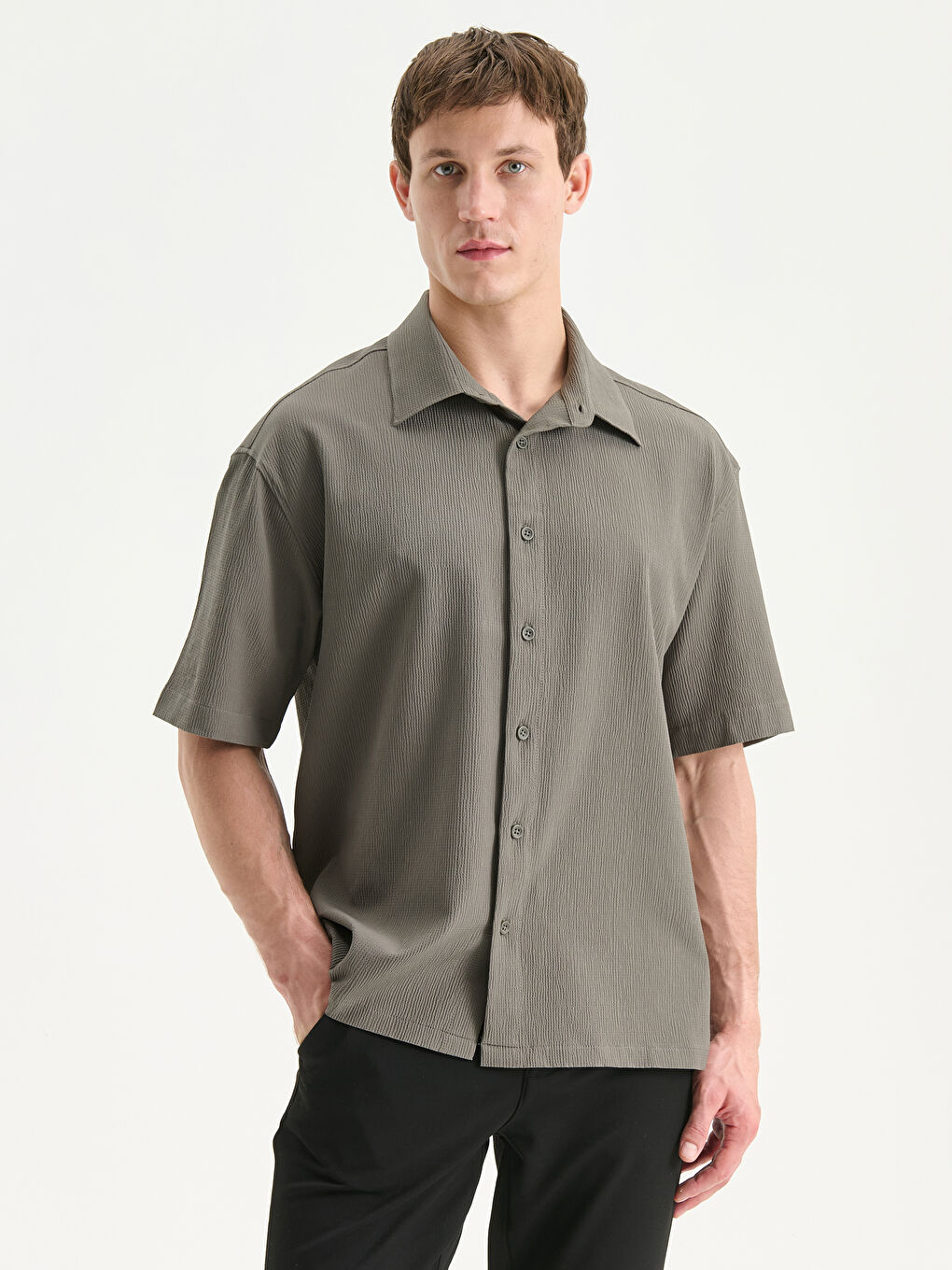 Yeşil Rahat Kalıp Kısa Kollu Erkek Gömlek