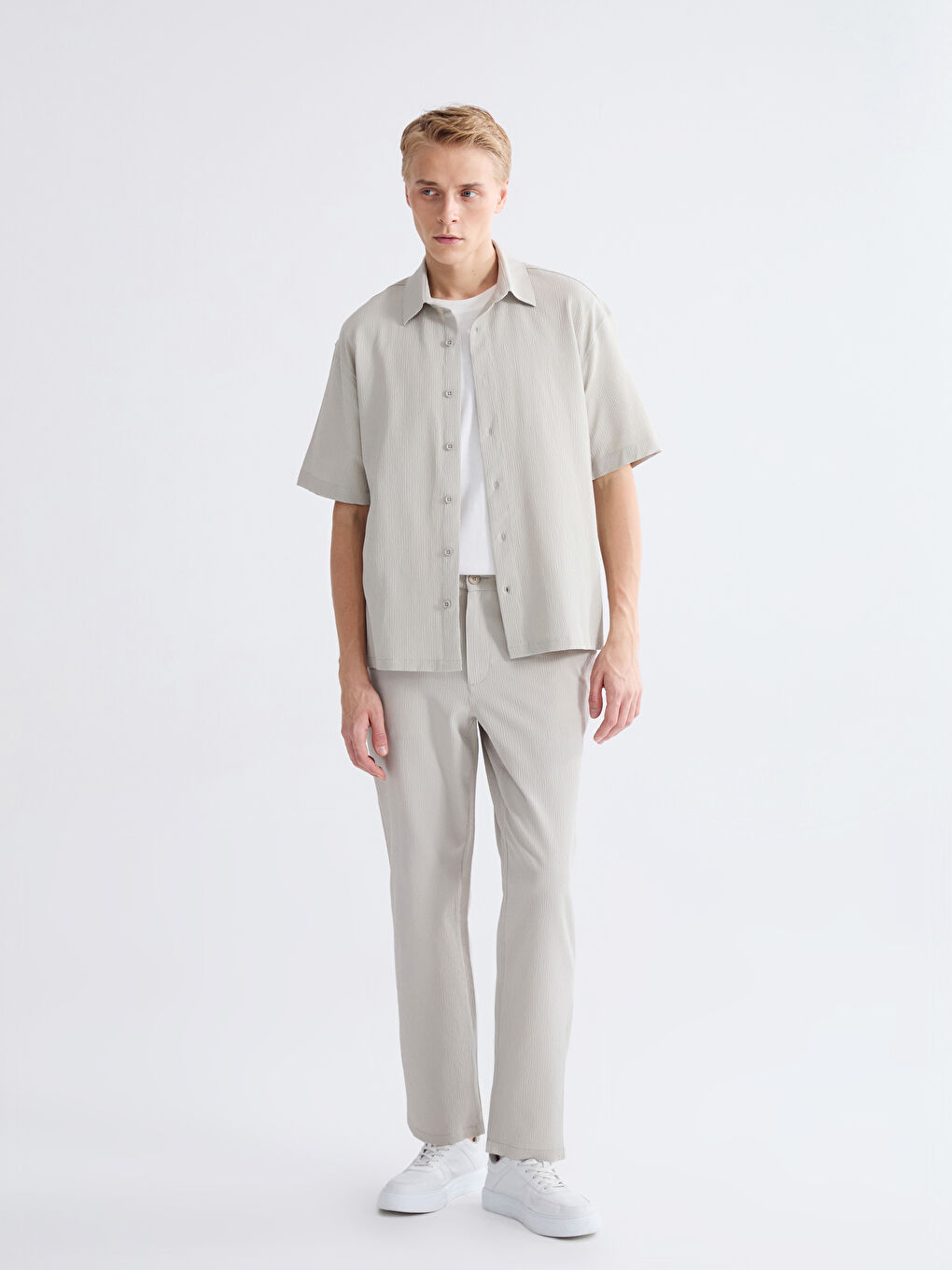 Bej Rahat Kalıp Kısa Kollu Erkek Gömlek-2