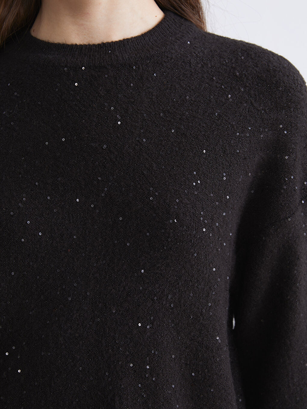 Džemper od trikotaže sa okruglim izrezom i ukrasima za žene-2