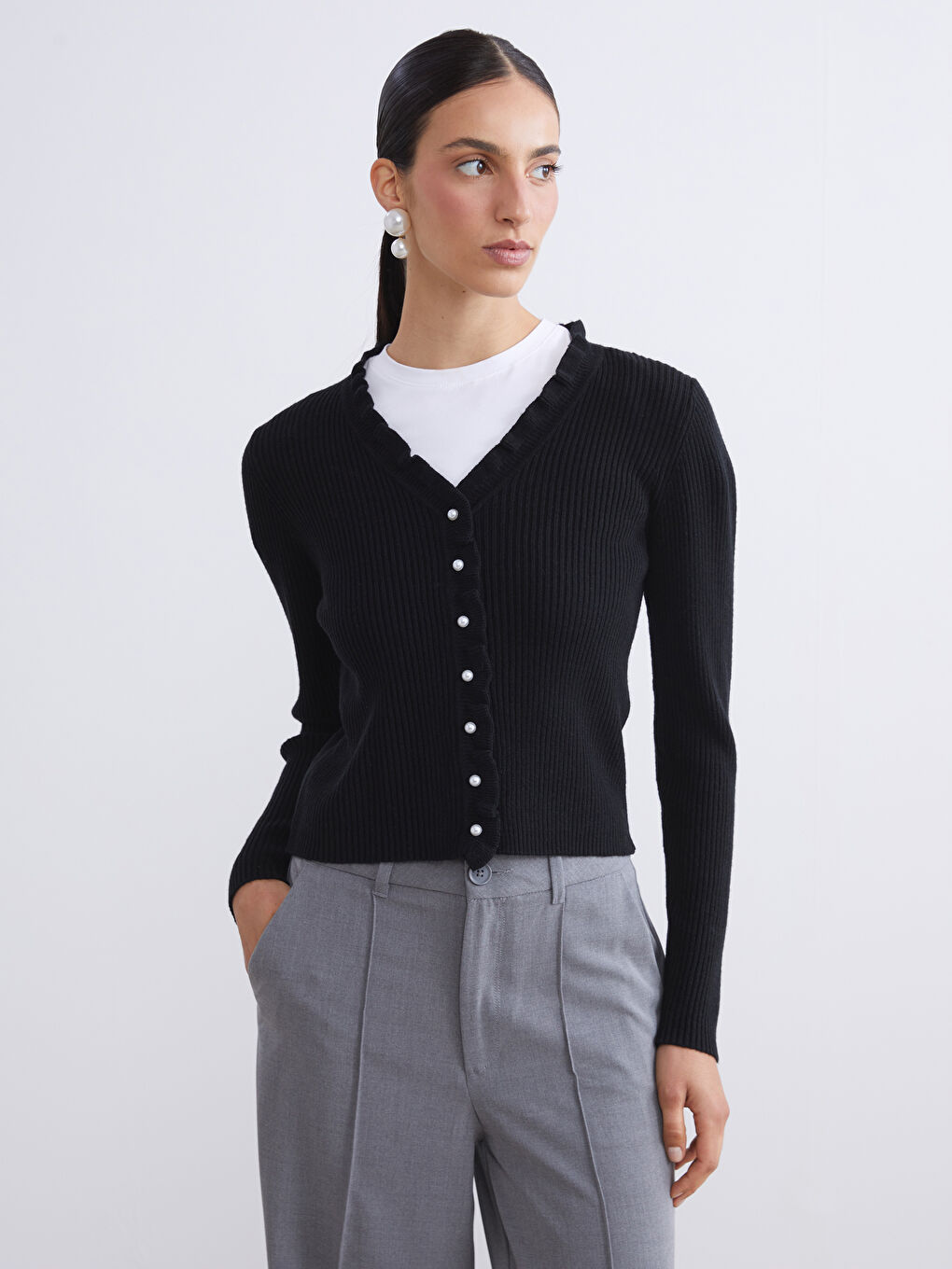 Woman BLACK Cardigan