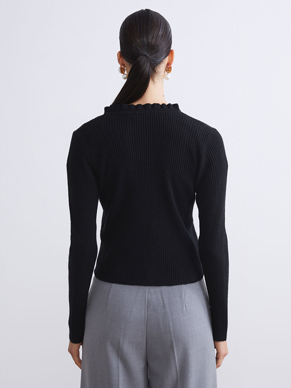 Woman BLACK Cardigan-3