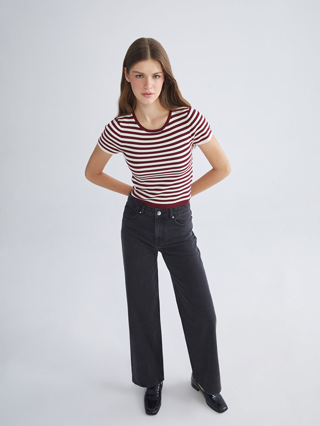 Crew Neck Striped Women's Knitwear Sweater-1