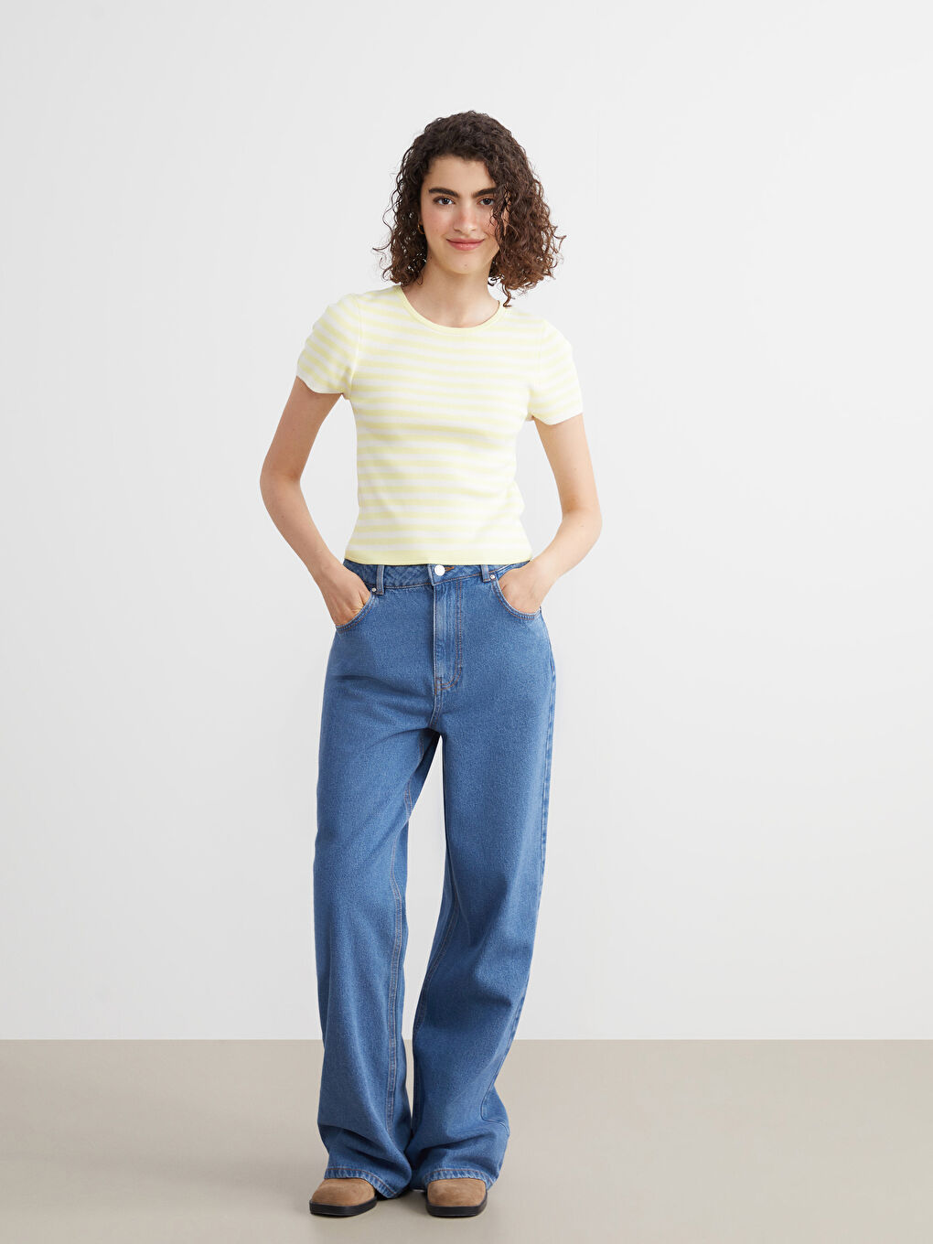 әйелдерге арналған дөңгелек жағалы жолақты трикотаж жемпір-1