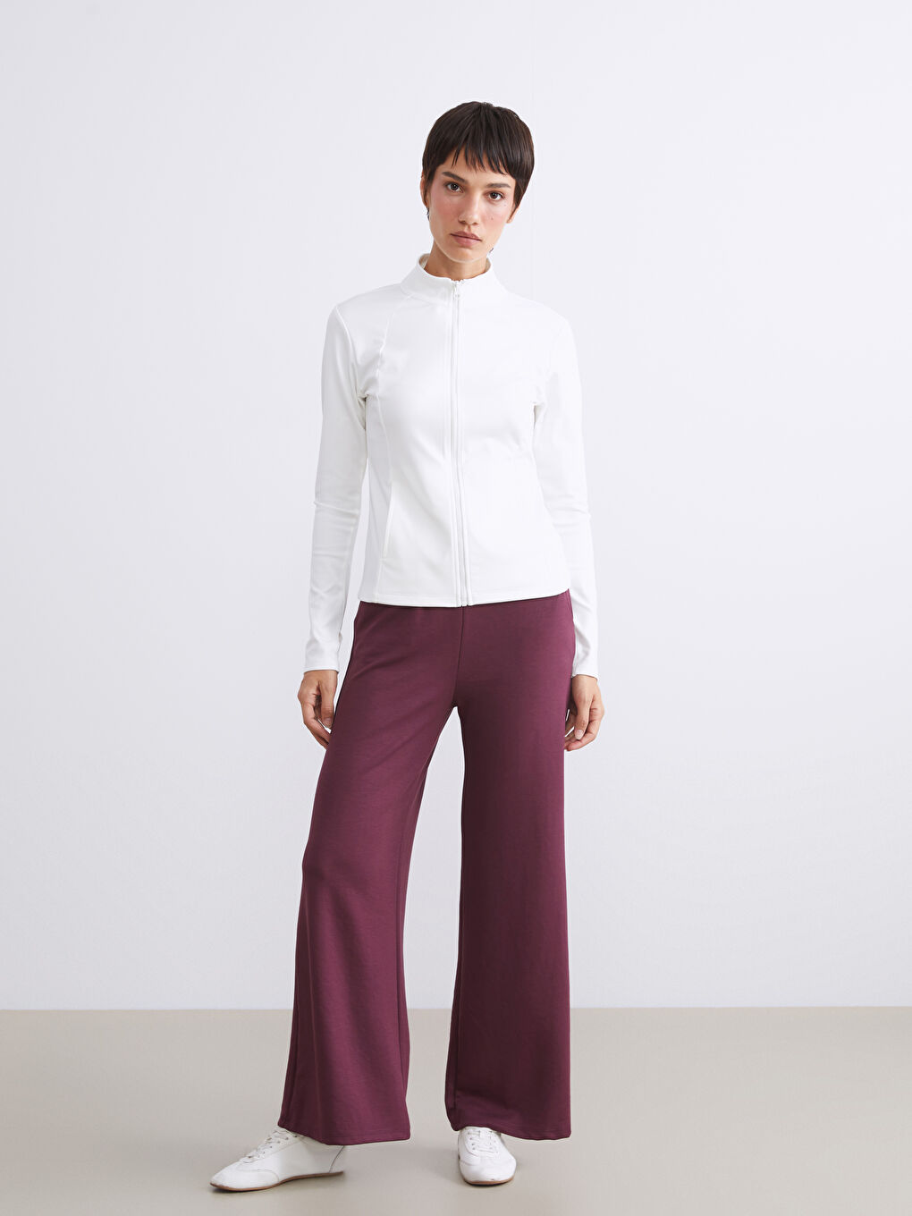 Women's Sweatpants with Elastic Waist