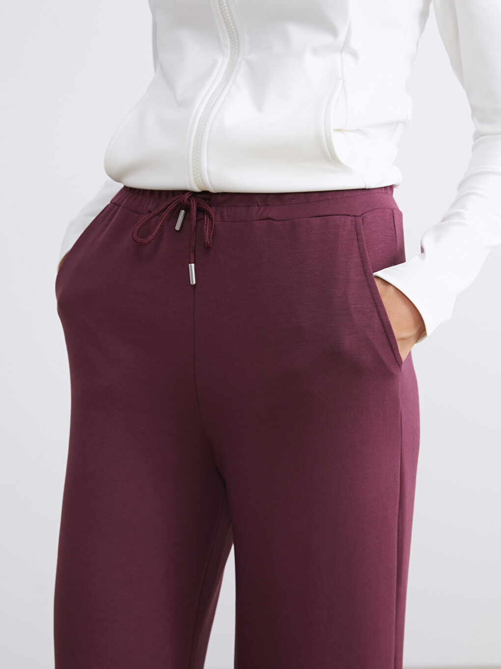Women's Sweatpants with Elastic Waist-2