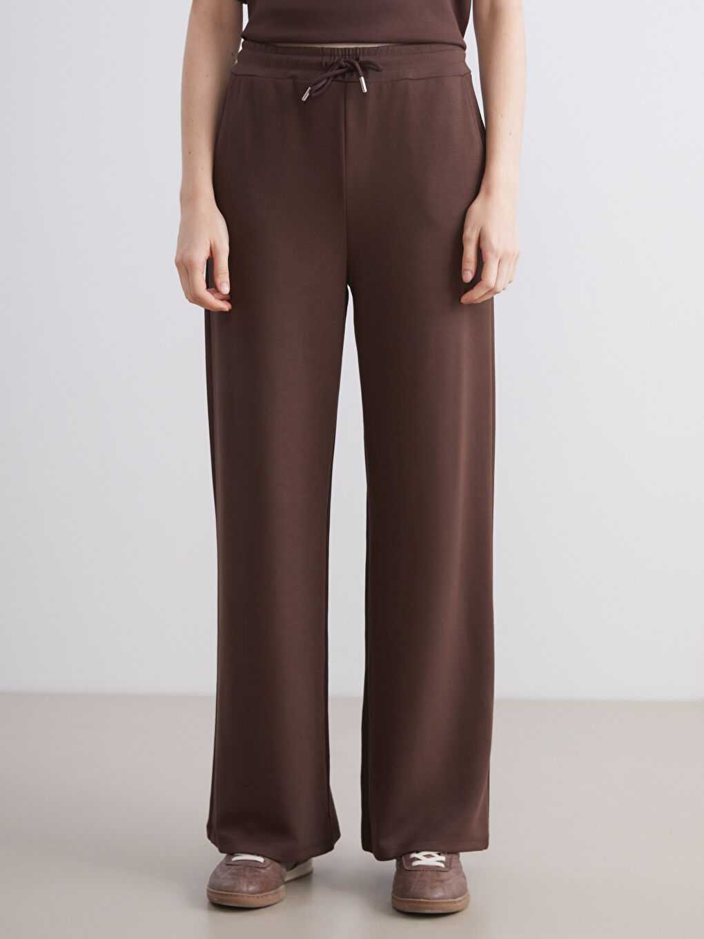 Women's Sweatpants with Elastic Waist-1