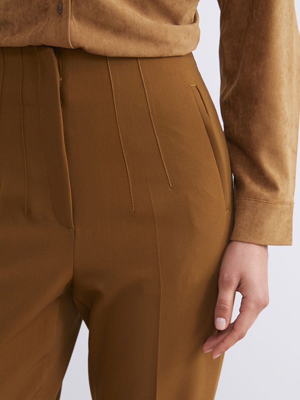 LCW Modest سروال سيجارة نساء بقصة عادية -W5JU20Z8-10O