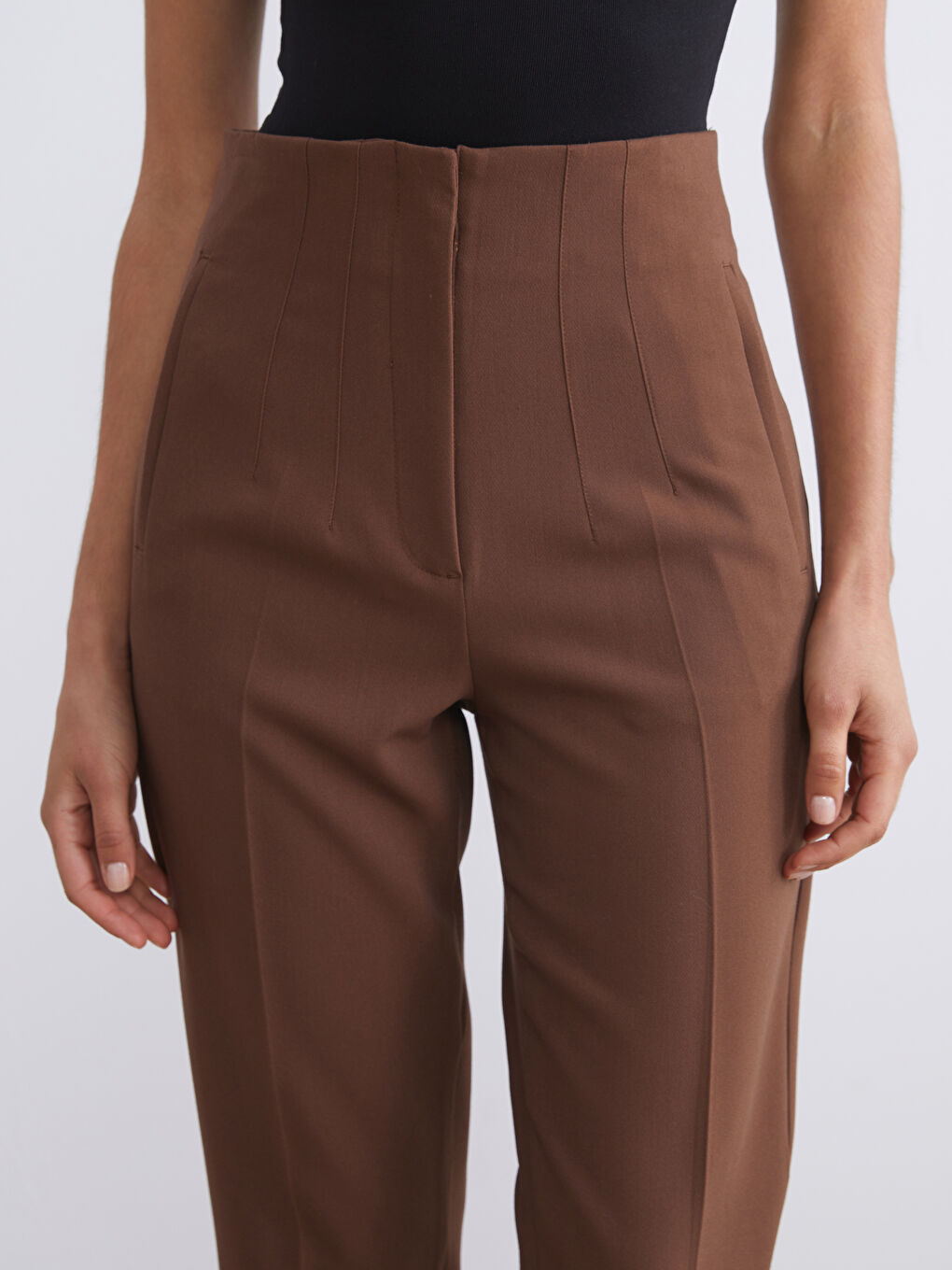 LCW Modest سروال سيجارة نساء بقصة عادية -W5JU20Z8-HCJ