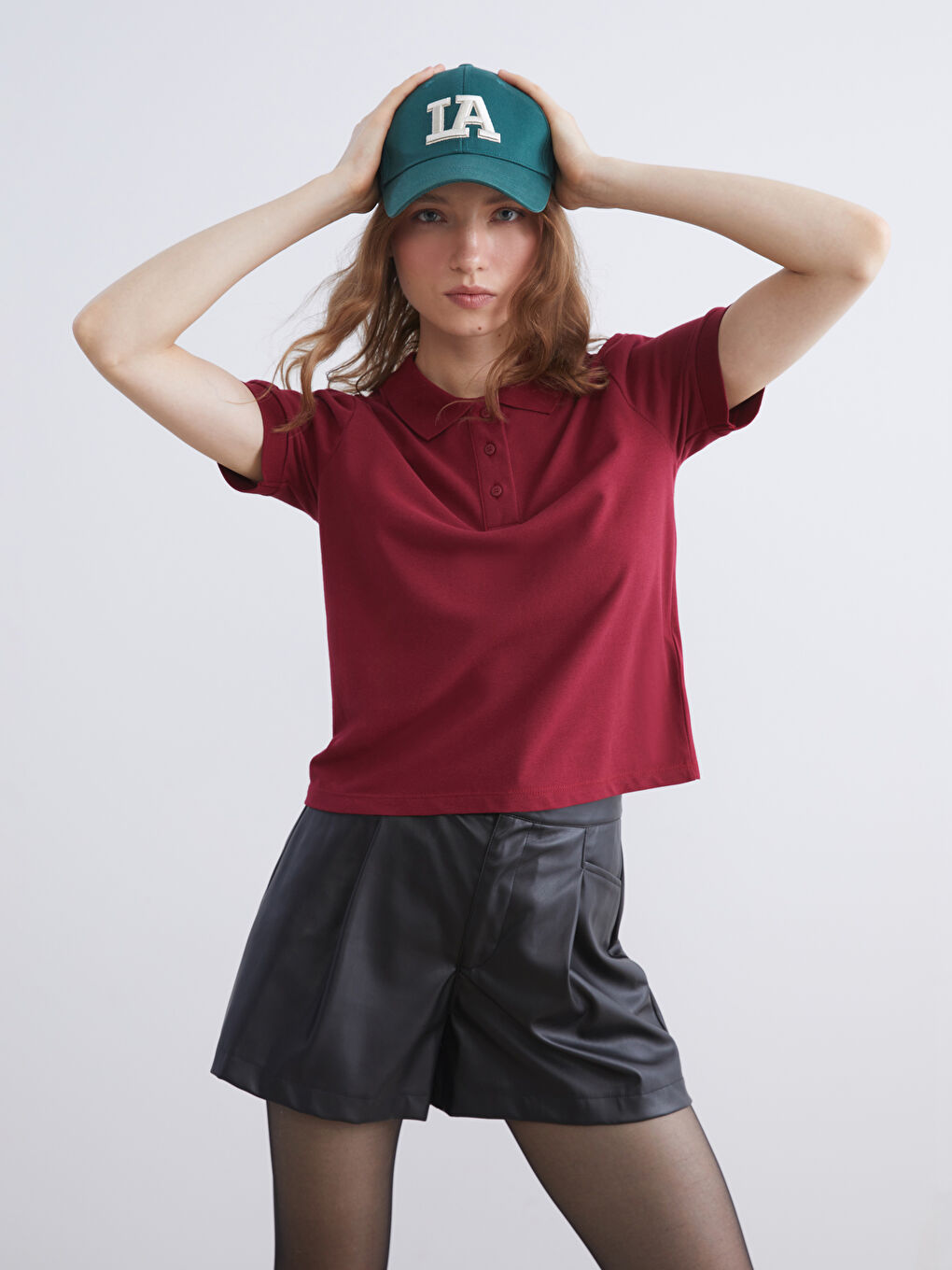 Bordo Polo Yaka Kadın Tişört