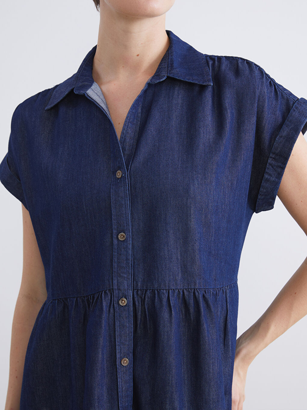 Slojevita mini teksas haljina sa kragnom-2