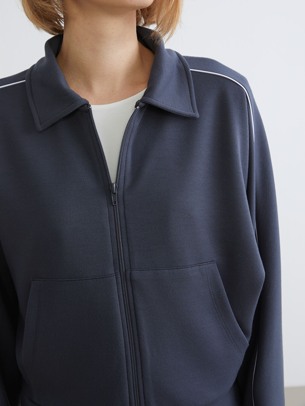 Gri Polo Yaka Modal Karışımlı Kadın Fermuarlı Sweatshirt-2