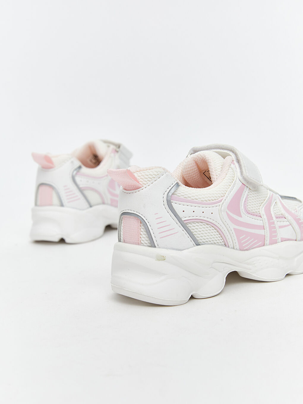 Beyaz Bağcık ve Cırt Cırtlı Kız Bebek Spor Ayakkabı-4