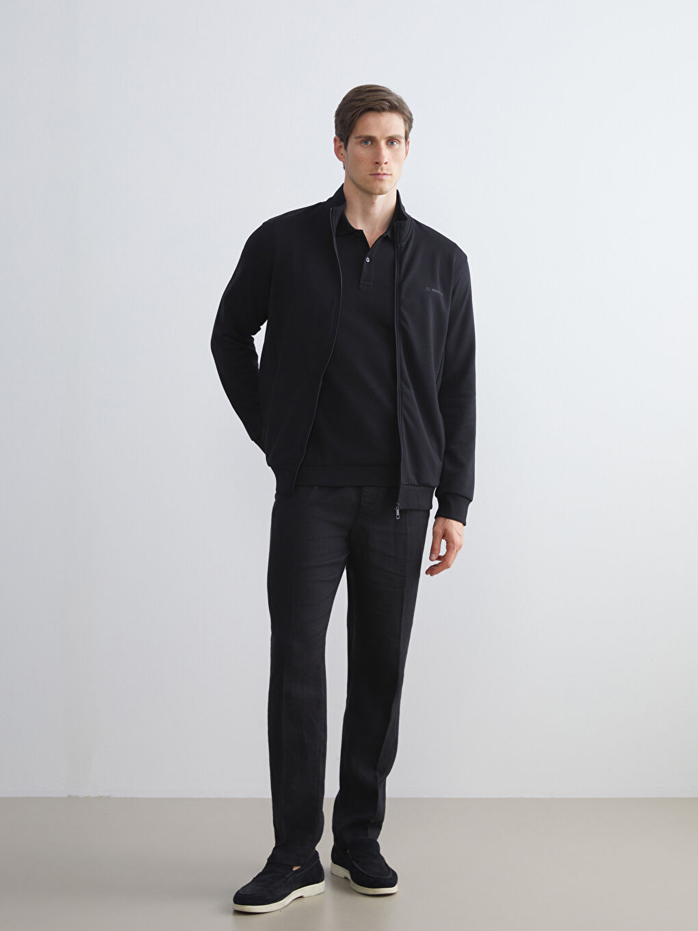 Man BLACK Zip-Up Sweatshirt-1