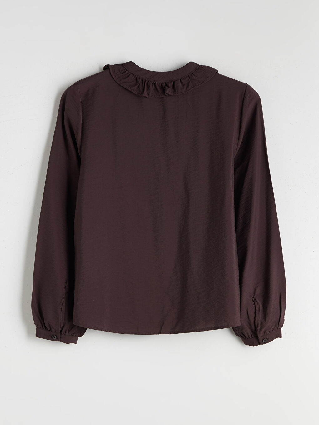 Kahverengi V Yaka Fırfırlı Kadın Gömlek-5